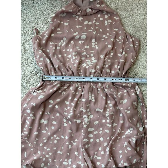 Pretty She + Sky rose and cream romper - Picture 7 of 9